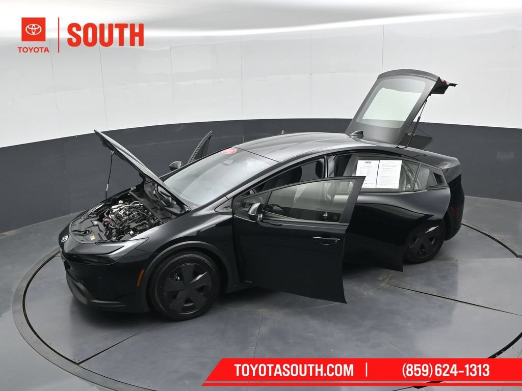 Used 2025 Toyota Prius LE AWD/4WD image 53