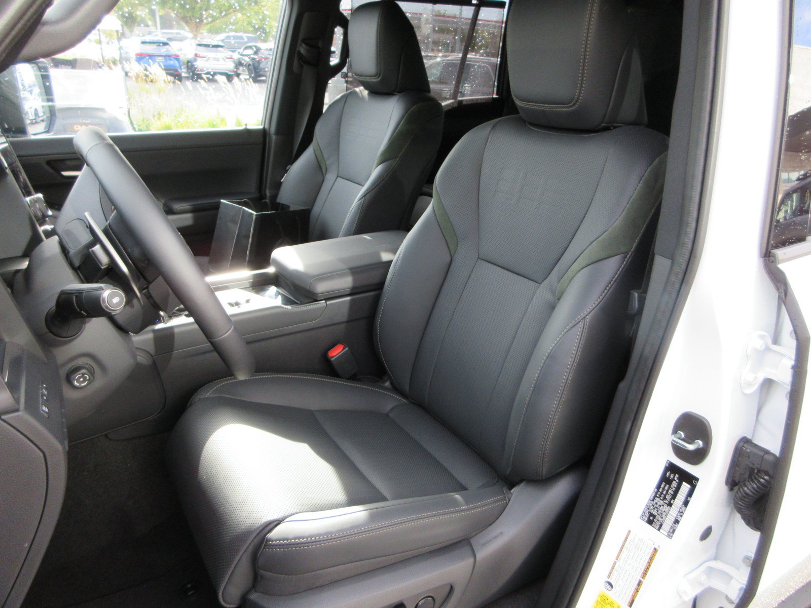 Used 2026 Lexus GX 550 w/ Accessory Package (CT) AWD/4WD image 20