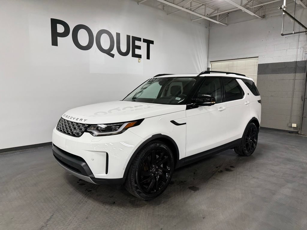 Used 2024 Land Rover Discovery S AWD/4WD image 2