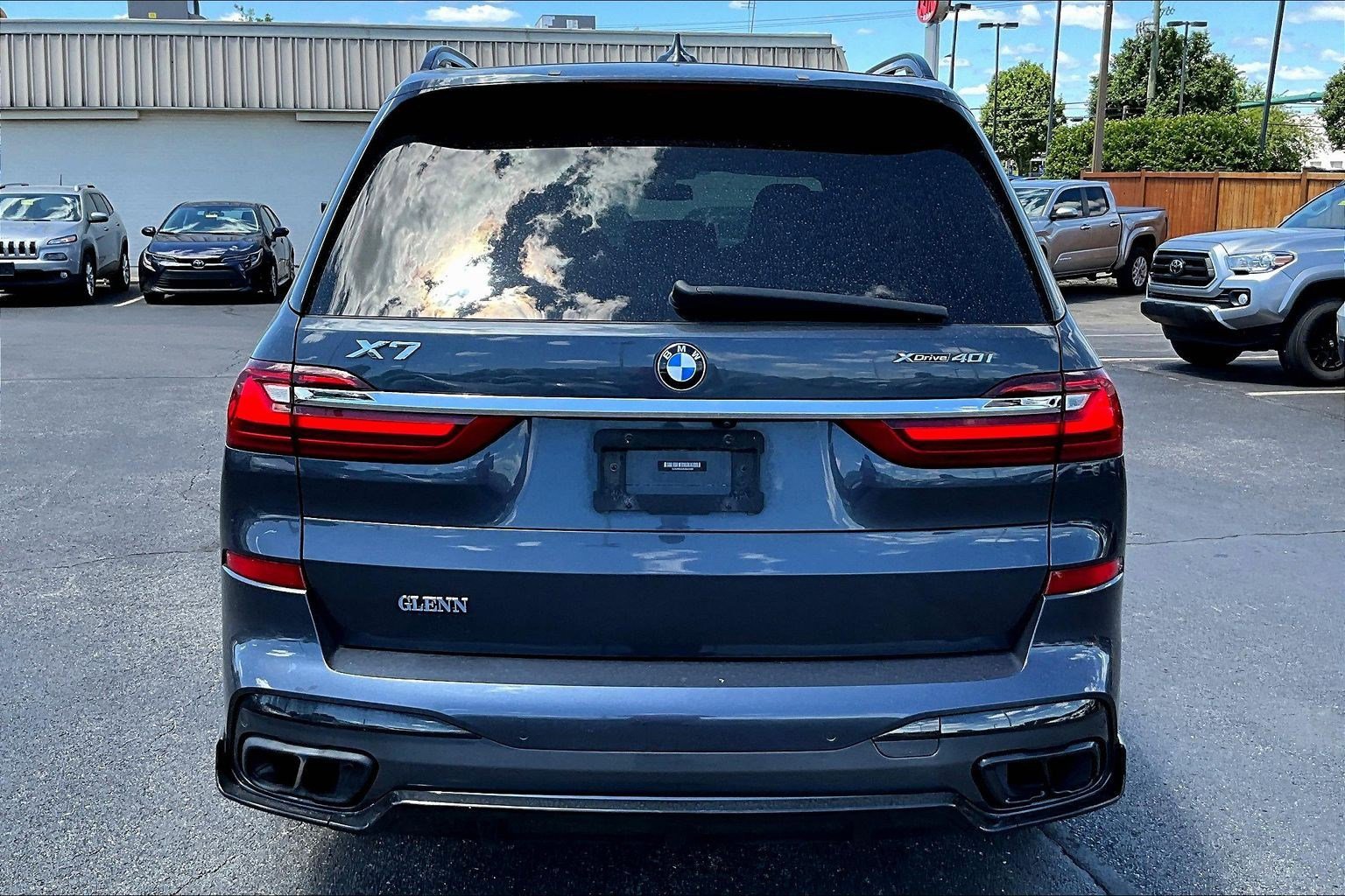 Used 2020 BMW X7 xDrive40i w/ M Sport Package AWD/4WD image 5