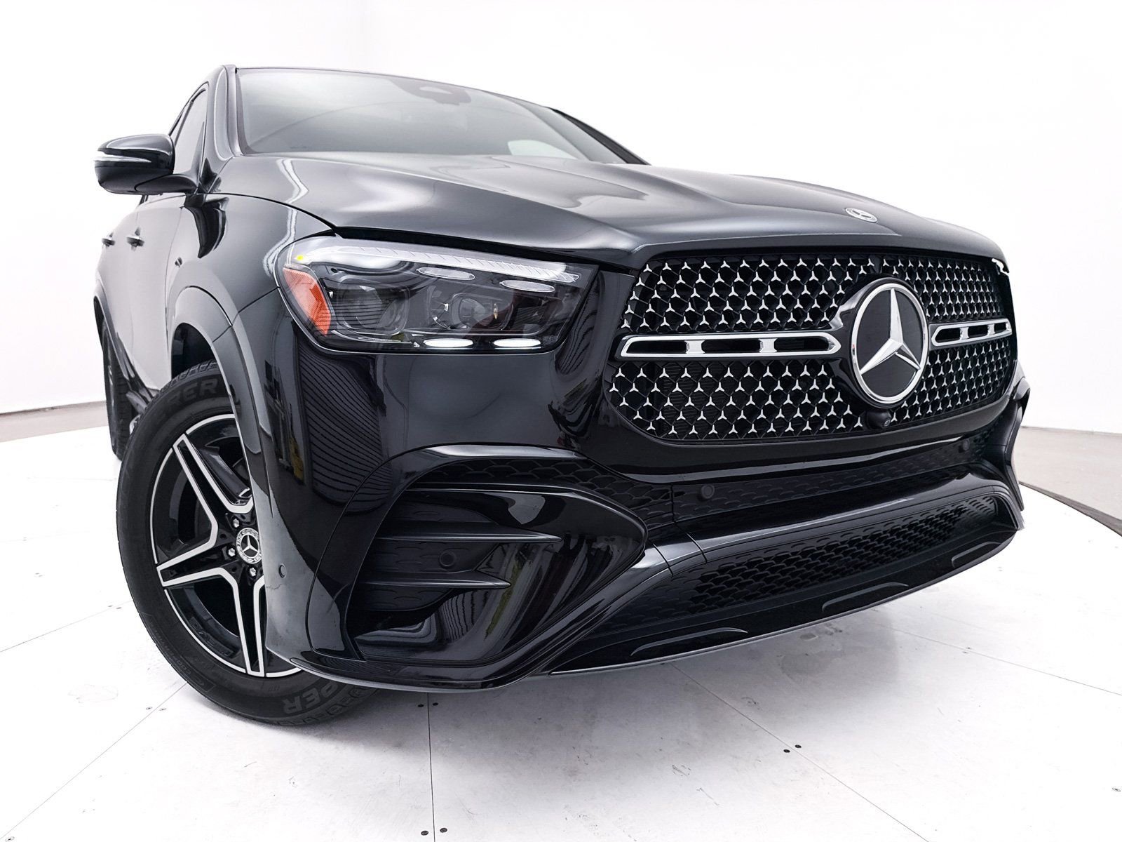 Used 2025 Mercedes-Benz GLE 450 4MATIC Coupe image 9