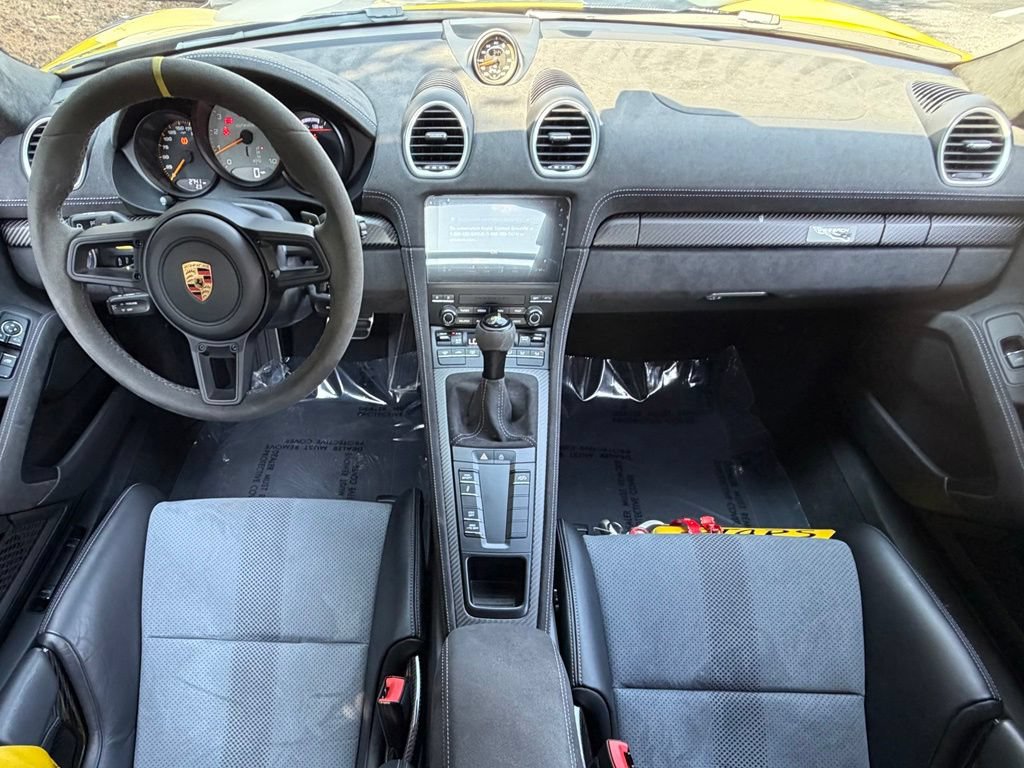 Used 2025 Porsche 718 Cayman GT4 RS w/ Weissach Package RWD image 35