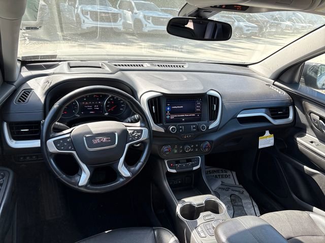 Used 2022 GMC Terrain SLT w/ Tech Package AWD/4WD image 9