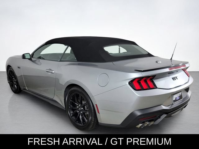 Used 2025 Ford Mustang GT Premium RWD image 5