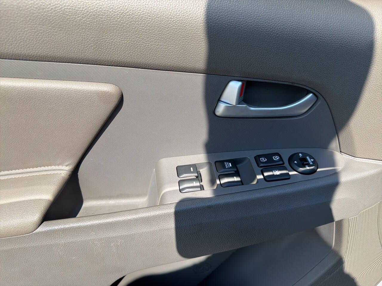 Used 2015 Kia Sportage LX FWD image 12