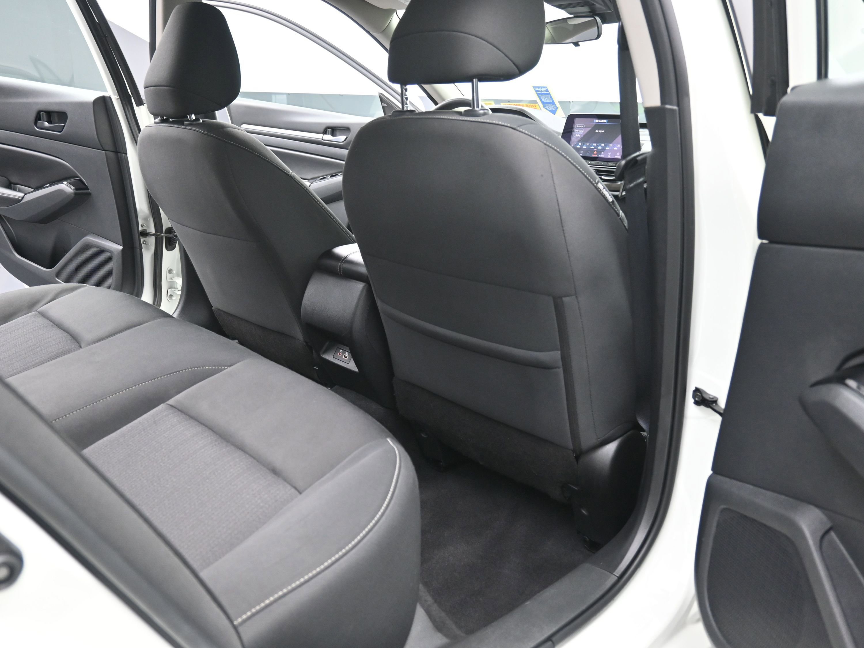 Used 2023 Nissan Altima 2.5 SV image 22