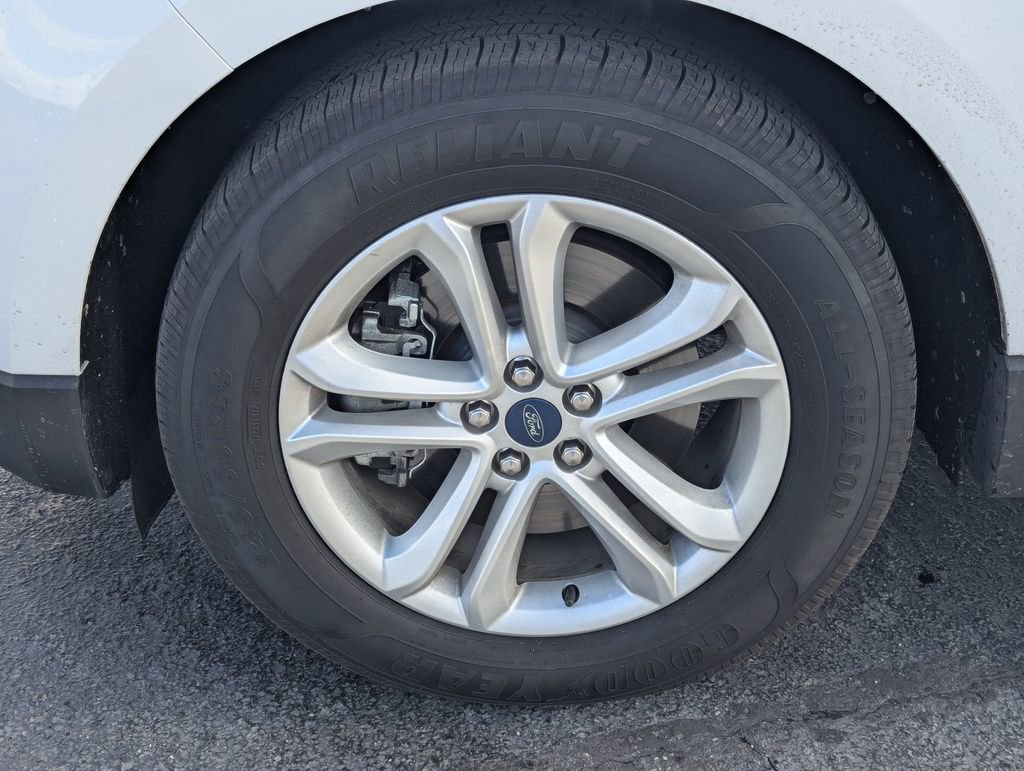Used 2019 Ford Edge SEL w/ Equipment Group 201A AWD/4WD image 13