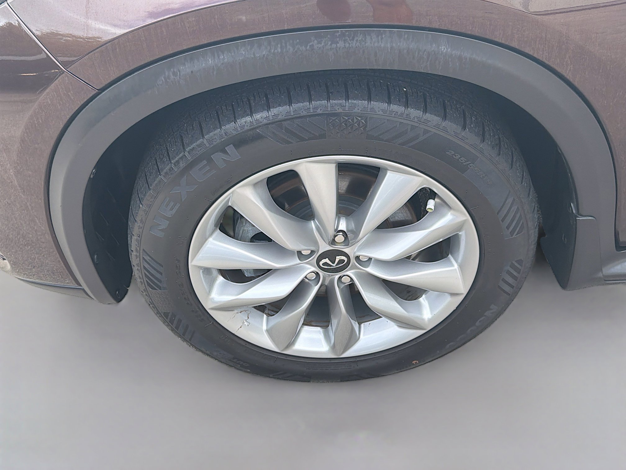 Used 2020 INFINITI QX50 Luxe w/ Navigation Package FWD image 36