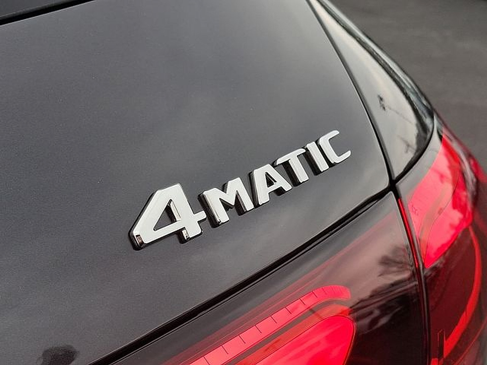 Used 2026 Mercedes-Benz GLC 300 4MATIC image 25