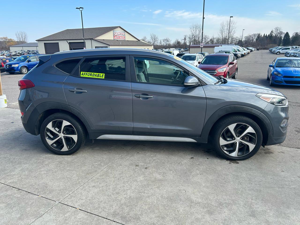 Used 2017 Hyundai Tucson Sport w/ Cargo Package image 4