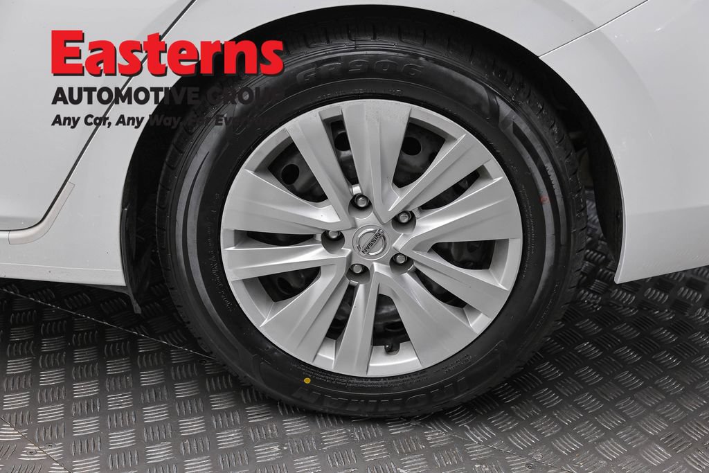 Used 2024 Nissan Sentra S FWD image 10