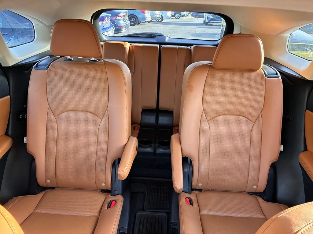 Used 2022 Lexus RX 350L Premium w/ Premium Package AWD/4WD image 14