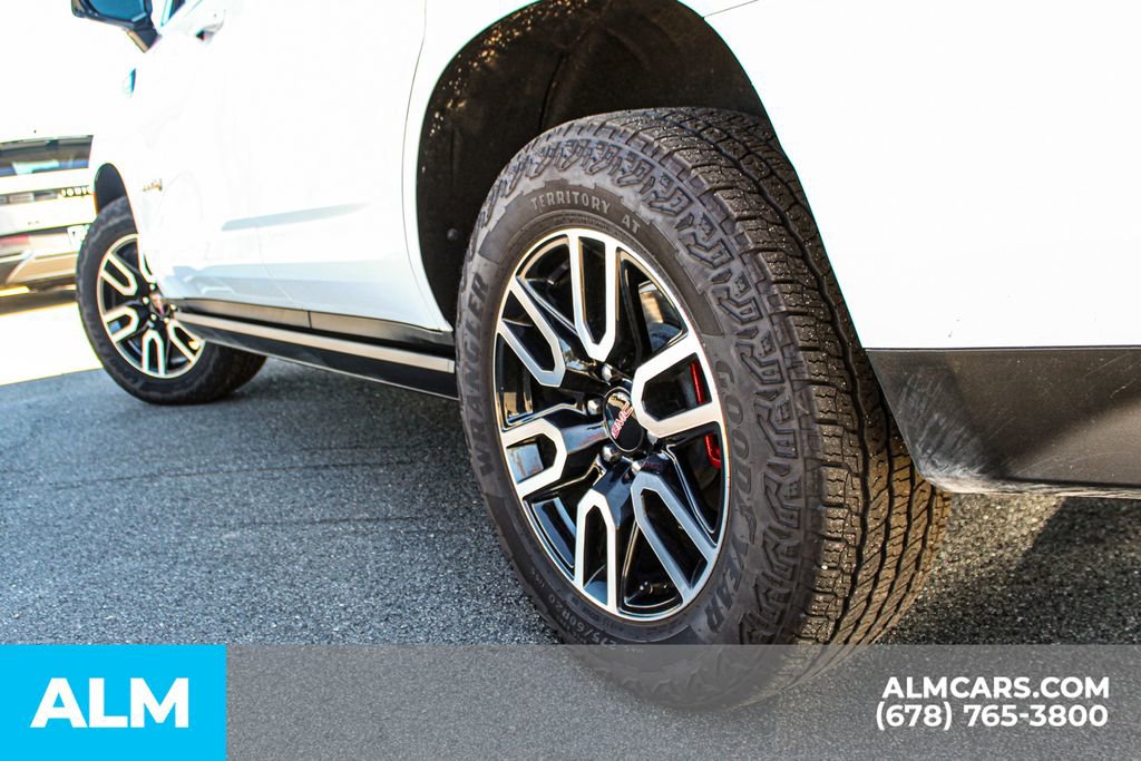 Used 2024 GMC Yukon AT4 image 13