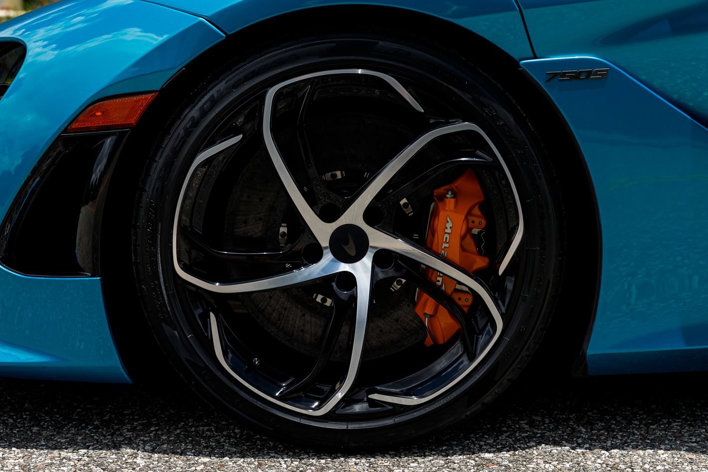 Used 2025 McLaren 750S RWD image 33