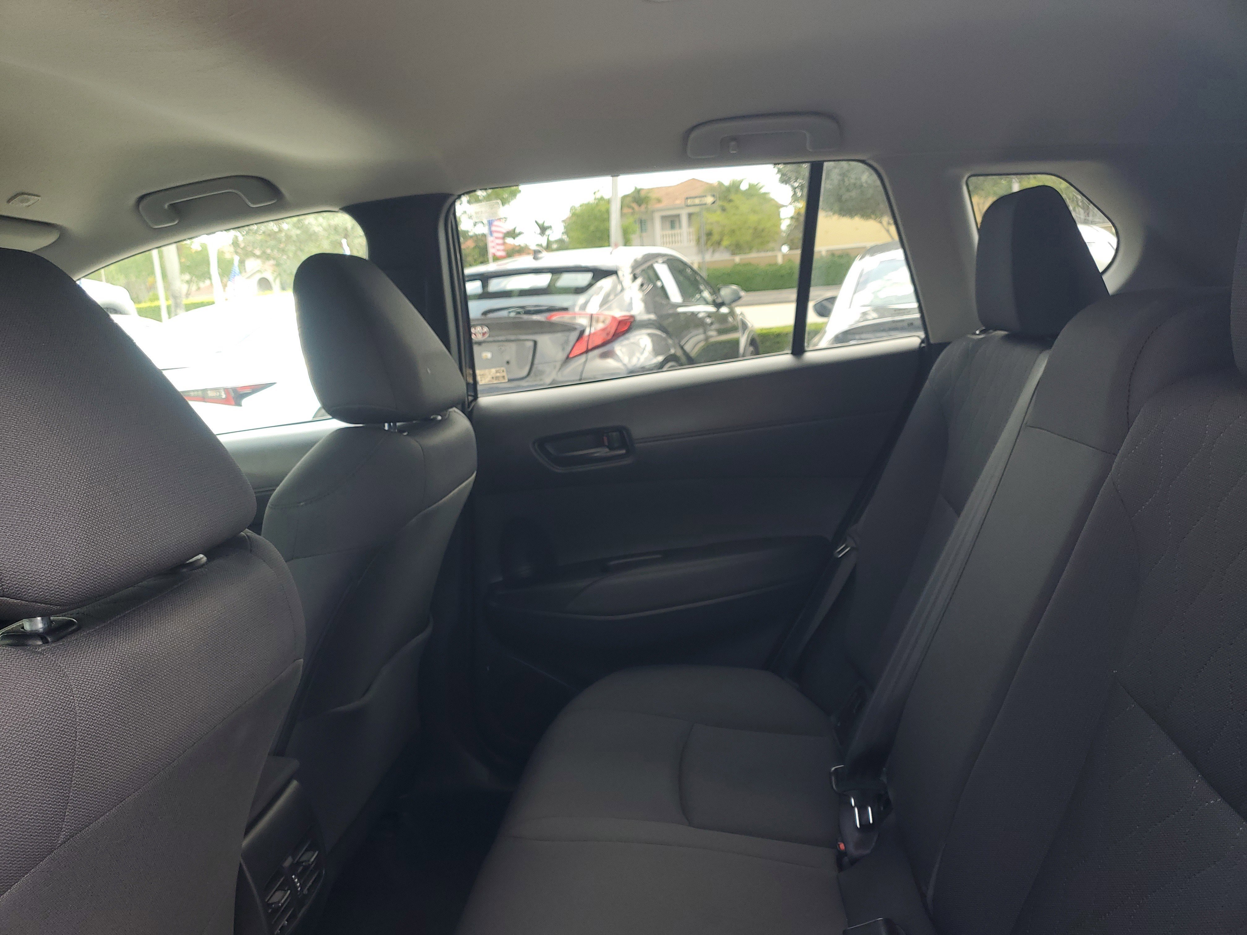 Certified 2024 Toyota Corolla Cross LE FWD image 11