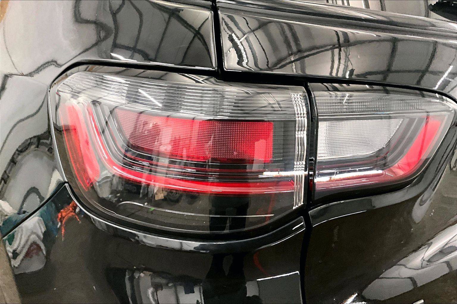 Used 2024 Jeep Compass Limited w/ High Altitude Package image 28