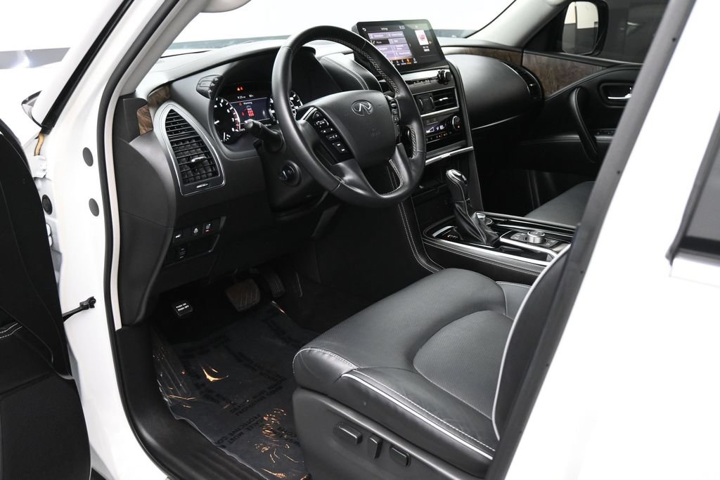 Used 2023 INFINITI QX80 Premium Select w/ Cargo Package AWD/4WD image 2