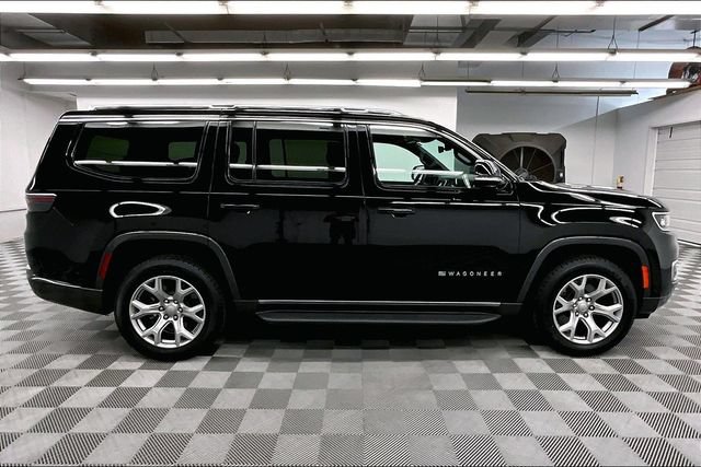 Used 2022 Jeep Wagoneer Series II AWD/4WD image 15