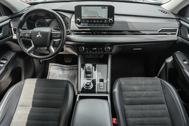 Used 2024 Mitsubishi Outlander SE FWD image 26