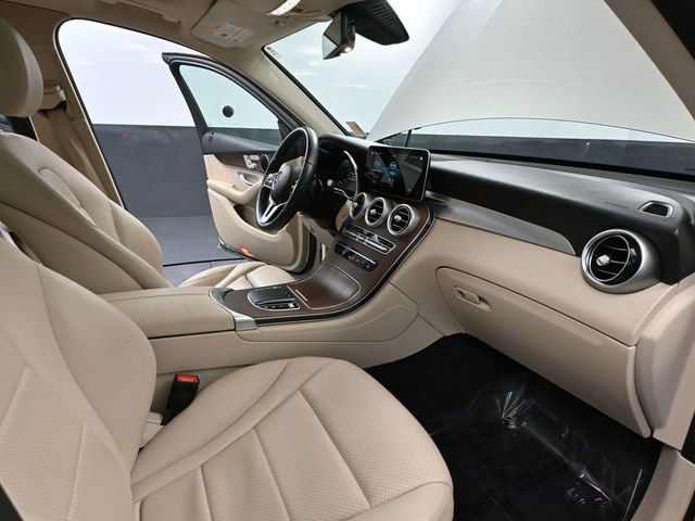Used 2021 Mercedes-Benz GLC 300 4MATIC image 53