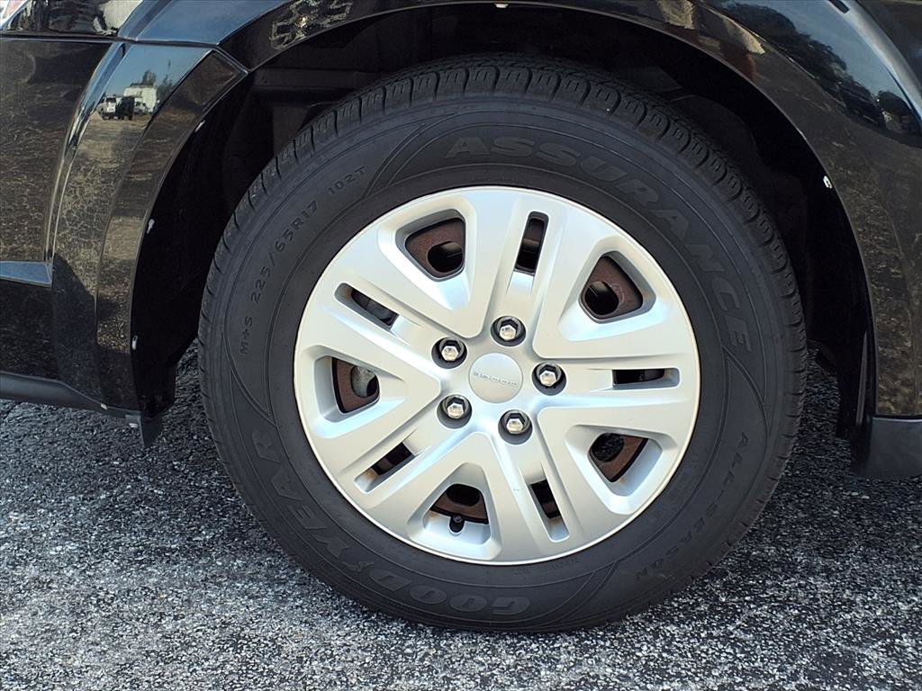 Used 2020 Dodge Journey SE image 26