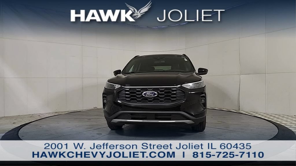 Used 2025 Ford Escape ST-Line Select AWD/4WD image 3