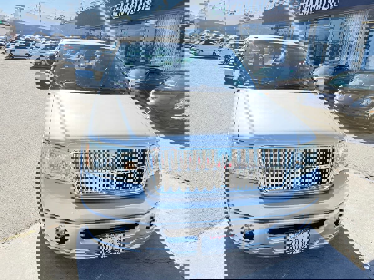 Used 2008 Lincoln Mark LT 2WD image 4