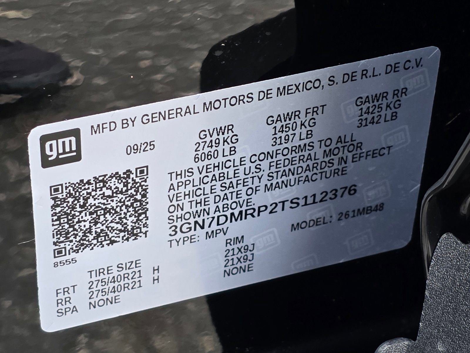 New 2026 Chevrolet Equinox EV LT w/ LPO, Blackout Package image 32