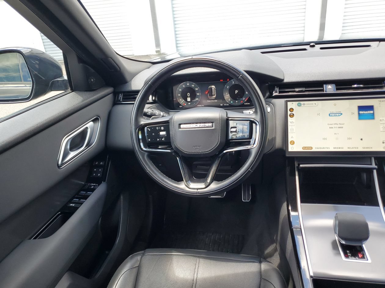 Used 2025 Land Rover Range Rover Velar Dynamic SE AWD/4WD image 11