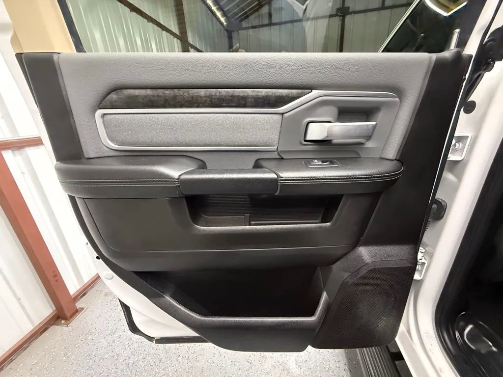 Used 2019 RAM 2500 Big Horn image 10
