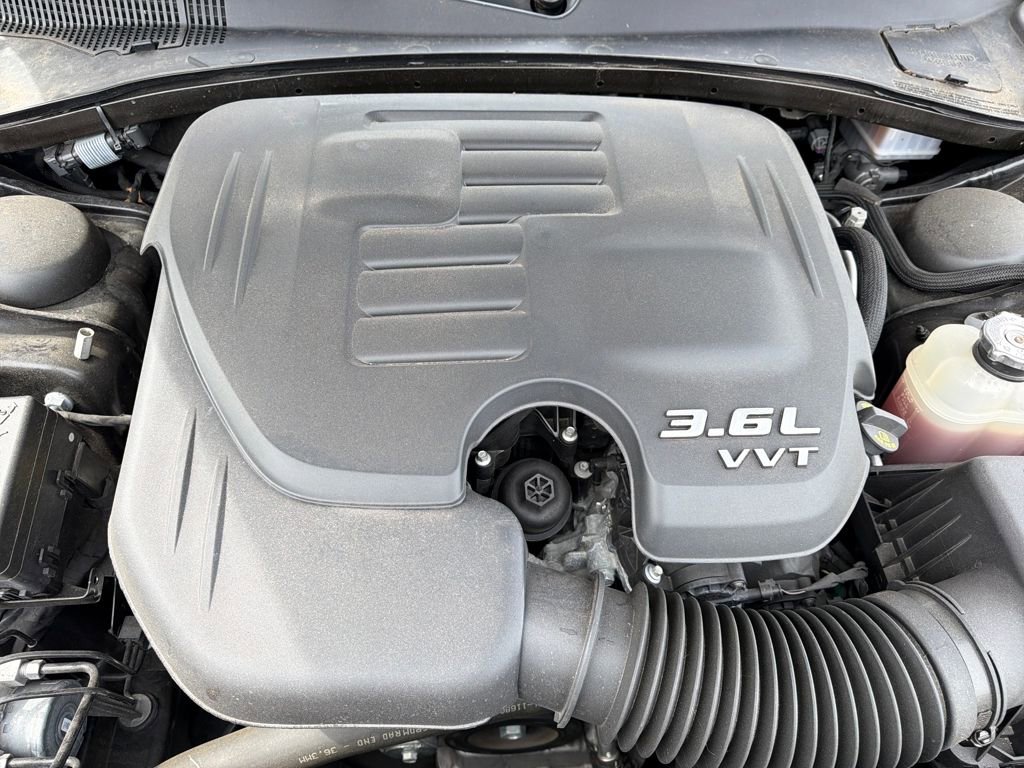 Certified 2022 Chrysler 300 Touring image 16