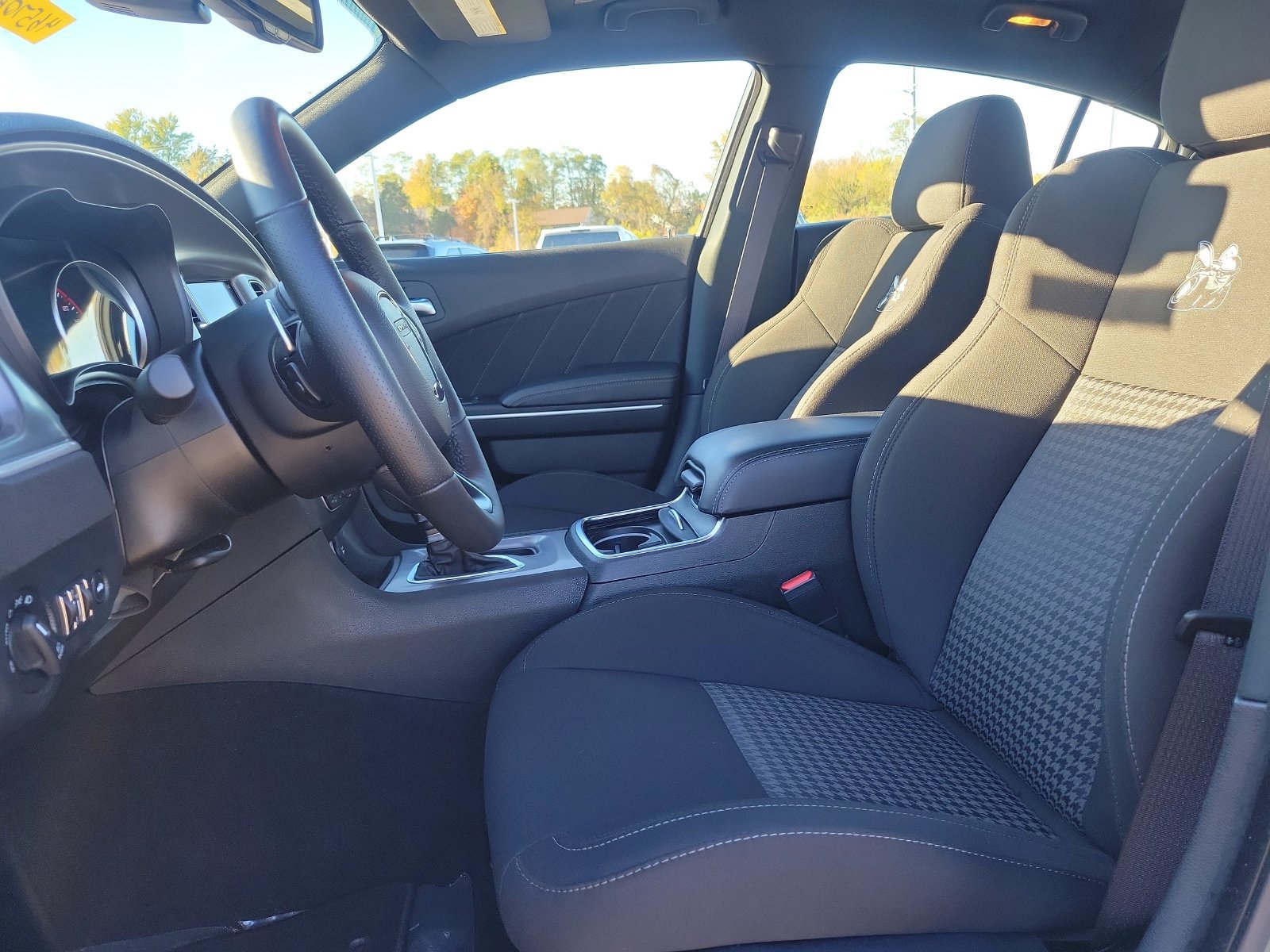 Used 2022 Dodge Charger Scat Pack RWD image 17
