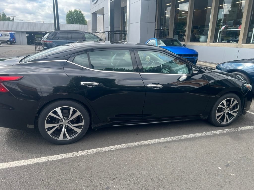 Used 2016 Nissan Maxima 3.5 SL FWD image 2