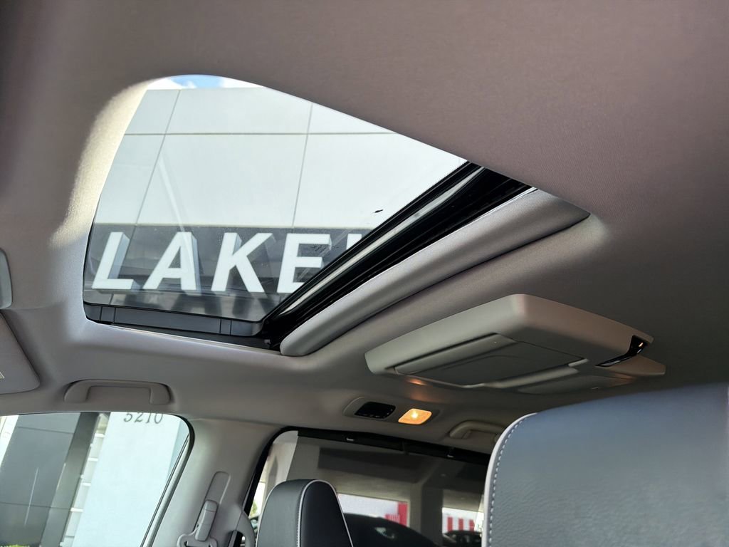 Used 2022 Honda Odyssey Elite image 21