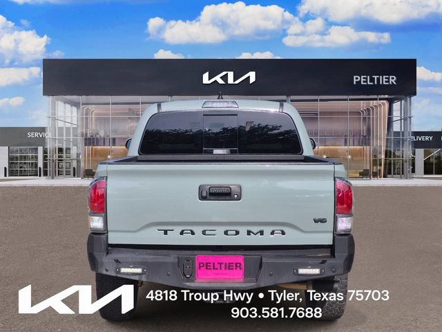 Used 2022 Toyota Tacoma TRD Off-Road AWD/4WD image 5