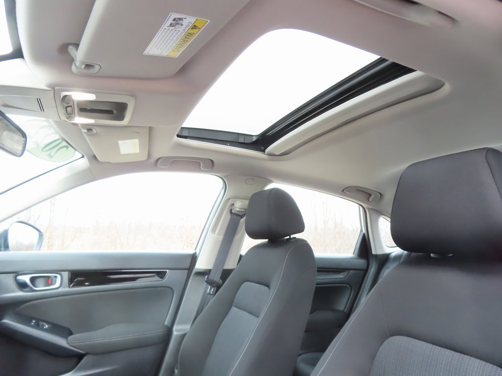 Used 2022 Honda Civic EX image 5