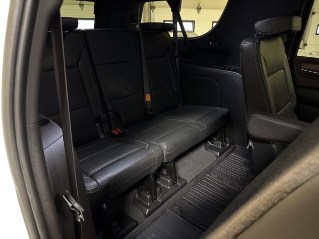 Used 2022 GMC Yukon XL Denali w/ Denali Premium Package image 27