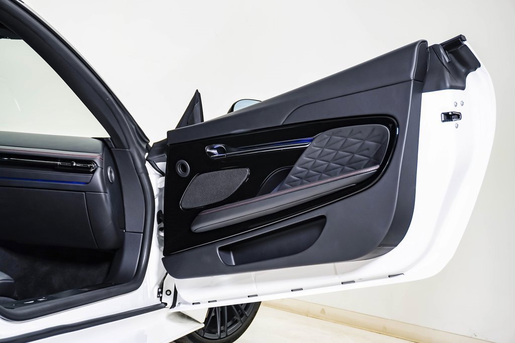 New 2025 Aston Martin DB12 Coupe image 17