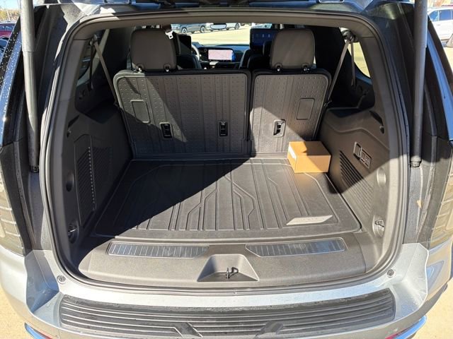 New 2026 Chevrolet Suburban Premier image 47