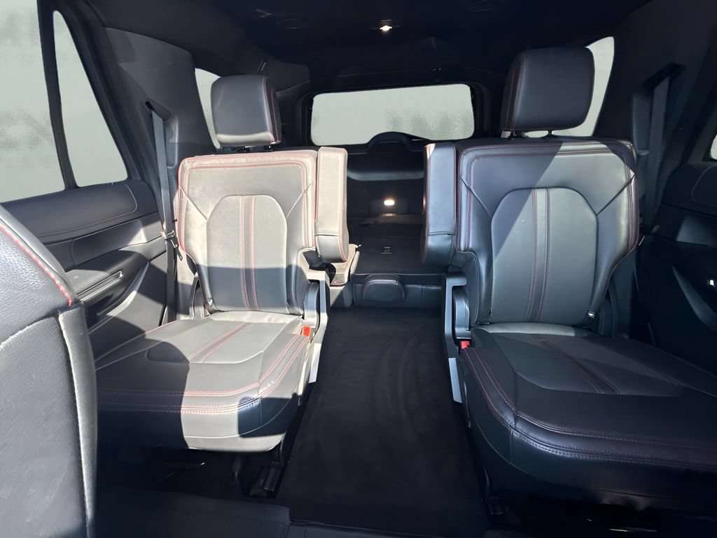 Used 2022 Ford Expedition Limited AWD/4WD image 11