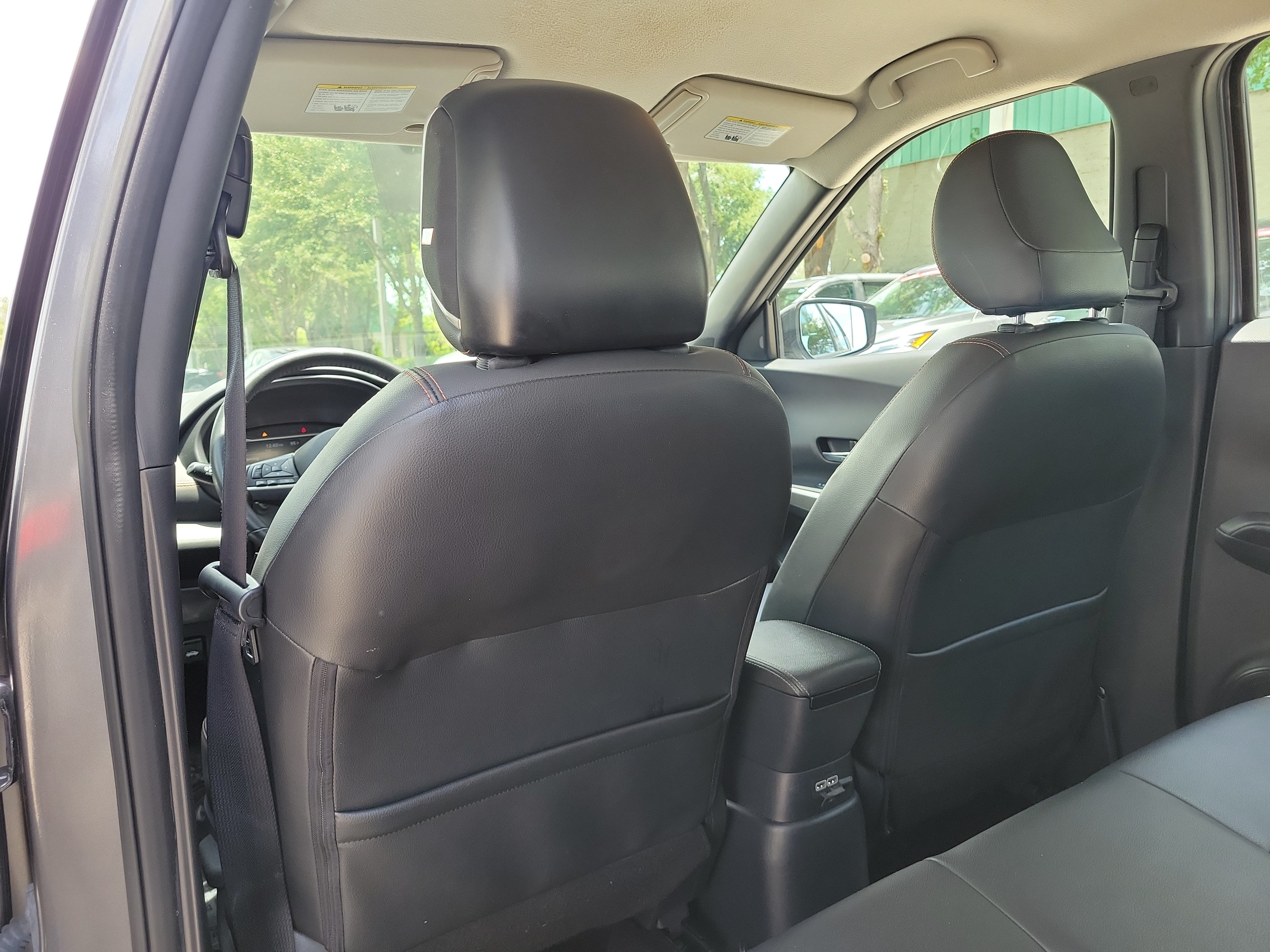 Certified 2020 Nissan Kicks SR w/ SR Premium Package FWD image 19