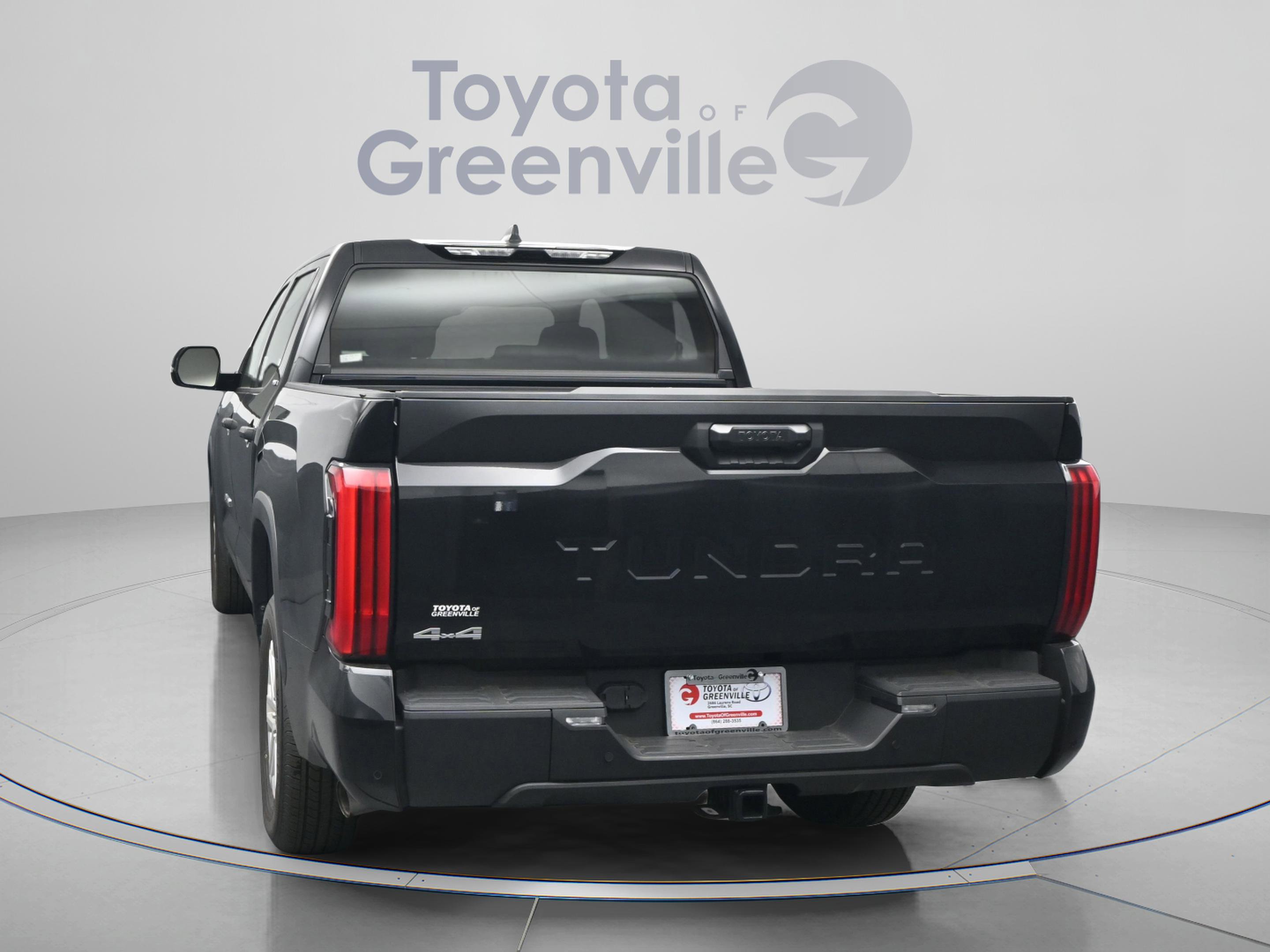 Used 2025 Toyota Tundra SR5 w/ SR5 Convenience Package AWD/4WD image 11