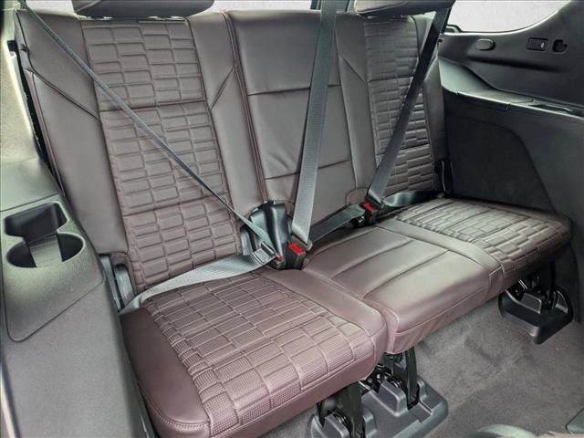 Used 2023 Cadillac Escalade Sport Platinum w/ Heavy-Duty Trailer Package image 21