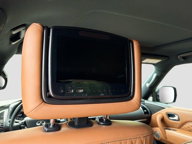 Used 2023 INFINITI QX80 Sensory w/ All-Season Package image 23