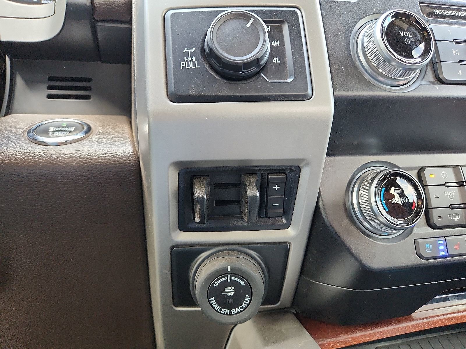 Used 2020 Ford F250 King Ranch w/ Chrome Package image 14