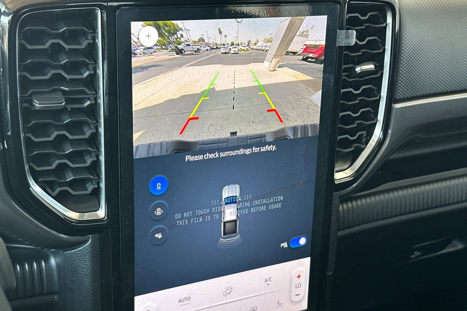 New 2025 Ford Ranger XLT w/ Equipment Group 301A High image 18