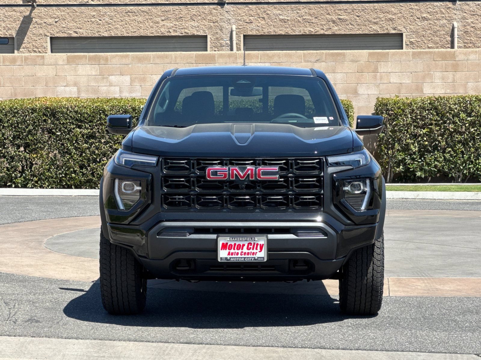 New 2026 GMC Canyon Elevation w/ Technology Package RWD image 9
