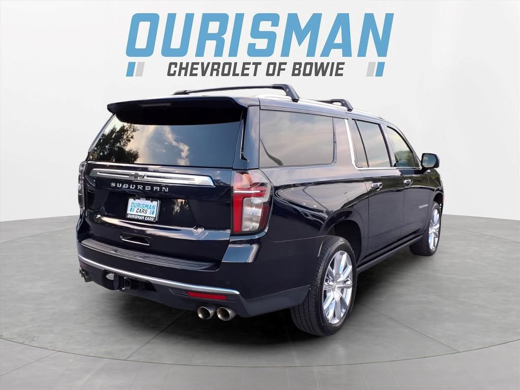 Certified 2022 Chevrolet Suburban High Country w/ Premium Package AWD/4WD image 3