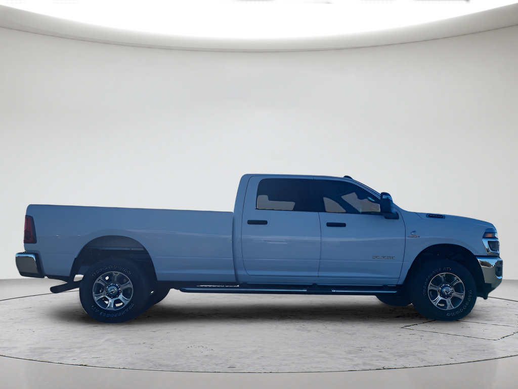 New 2026 RAM 2500 Big Horn AWD/4WD image 2