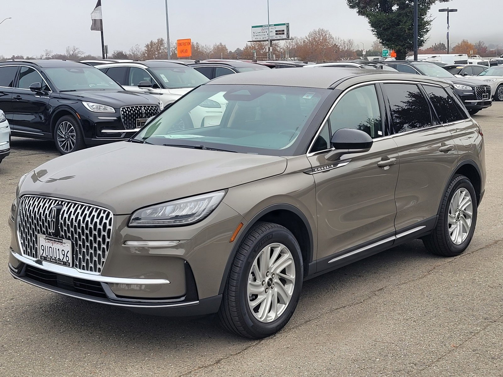 Used 2025 Lincoln Corsair FWD image 8